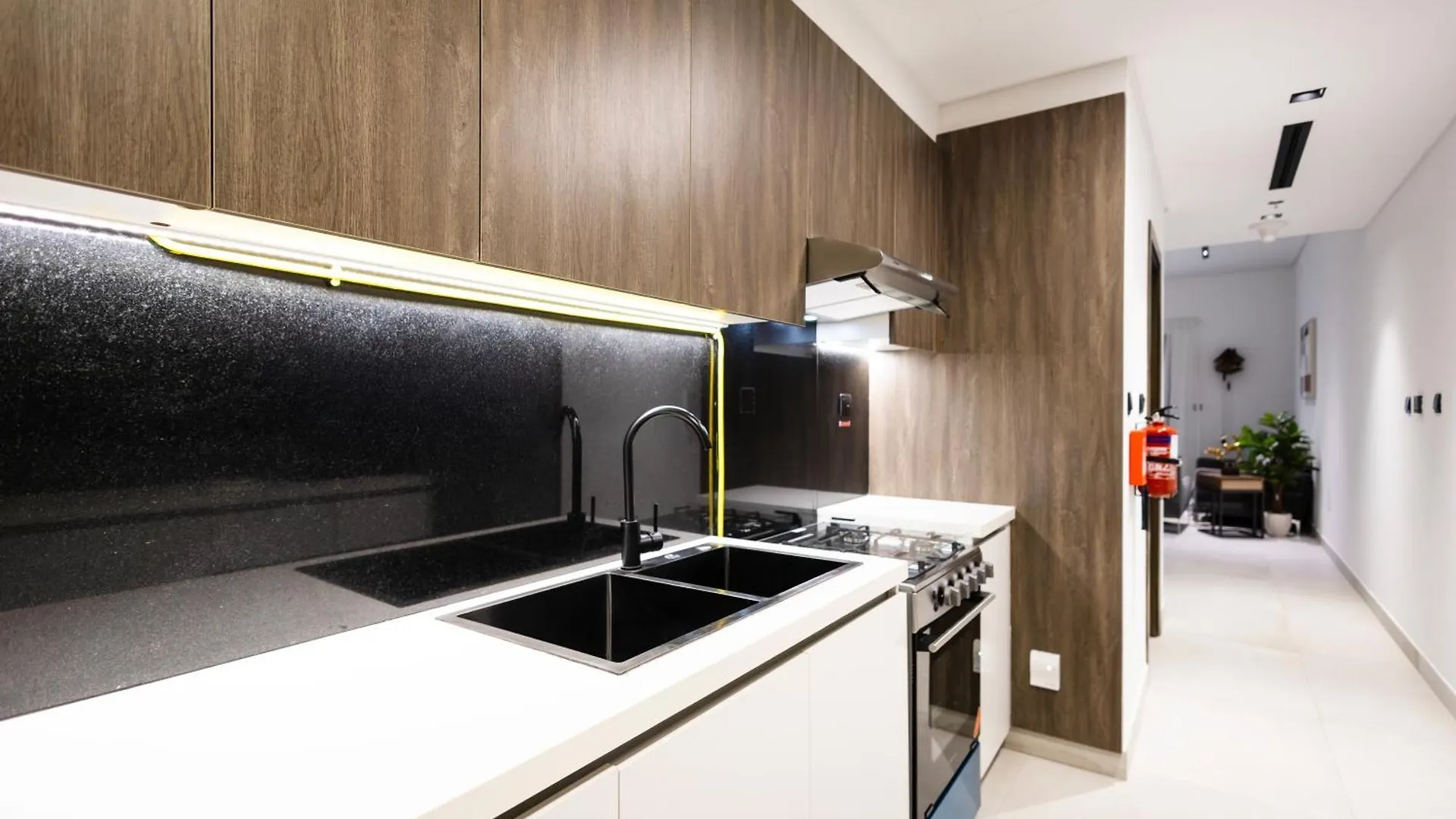 Spacious 2Br Apartment L Rooftop Pool L Gym Dubai United Arab Emirates