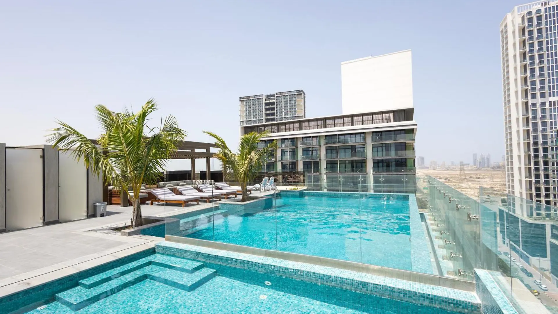 Spacious 2Br Apartment L Rooftop Pool L Gym Dubai United Arab Emirates